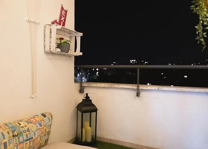 Cozy Pet Friendly & Free Parking 플로브디프